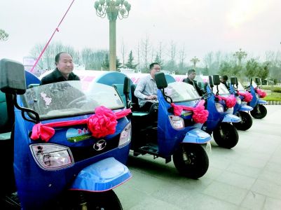 爱心企业捐赠洒水车
