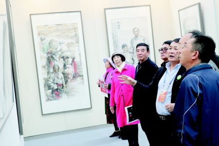 彰显大爱之心，呈现大美之艺