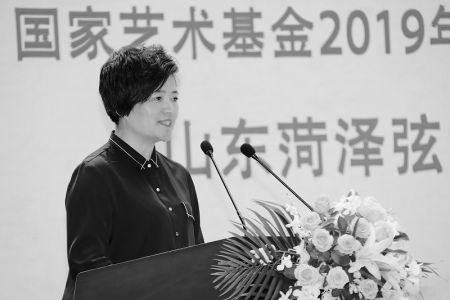 点击放大 让菏泽弦索乐焕发时代新光彩