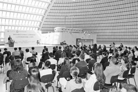 点击放大 让菏泽弦索乐焕发时代新光彩