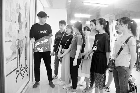 要毕业了，办个作品展汇报学业成绩