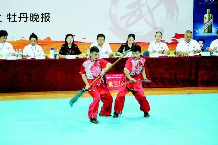 海峡两岸“武林高手”在菏“交手”