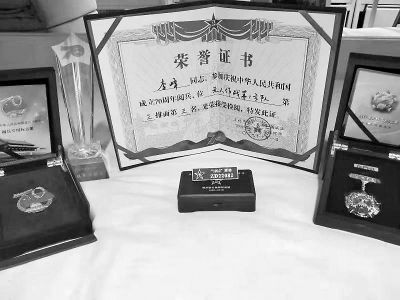运载国之利器天安门前受阅，他不负重托